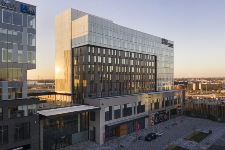 Building Enveloppe Definition and Details - City Luxury Apartment Building Envelope